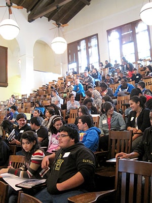 Aerospace & Avation students engaging in a Rice University Faculty led forum